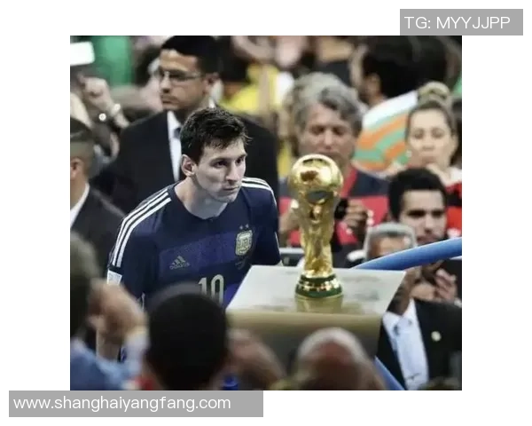 俄罗斯足球传奇人物回顾：前国脚的辉煌与影响