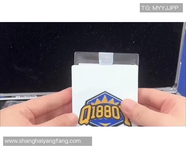 购买足球球星卡老盒子是否值得投资值得考虑的几点因素分析